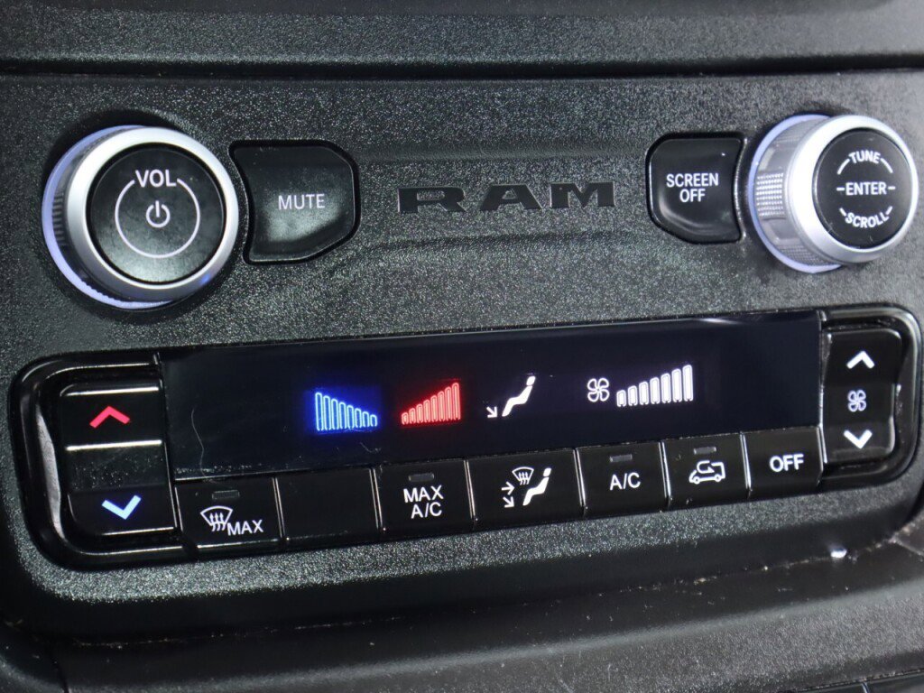 Used 2023 RAM ProMaster 2500 image 22