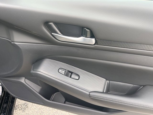 Used 2025 Nissan Altima 2.5 SV w/ SV Premium Package image 20