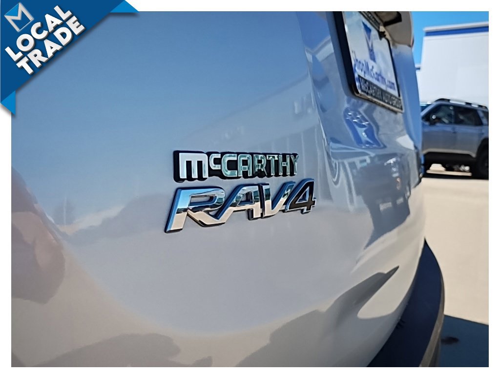 Used 2015 Toyota RAV4 LE AWD/4WD image 9