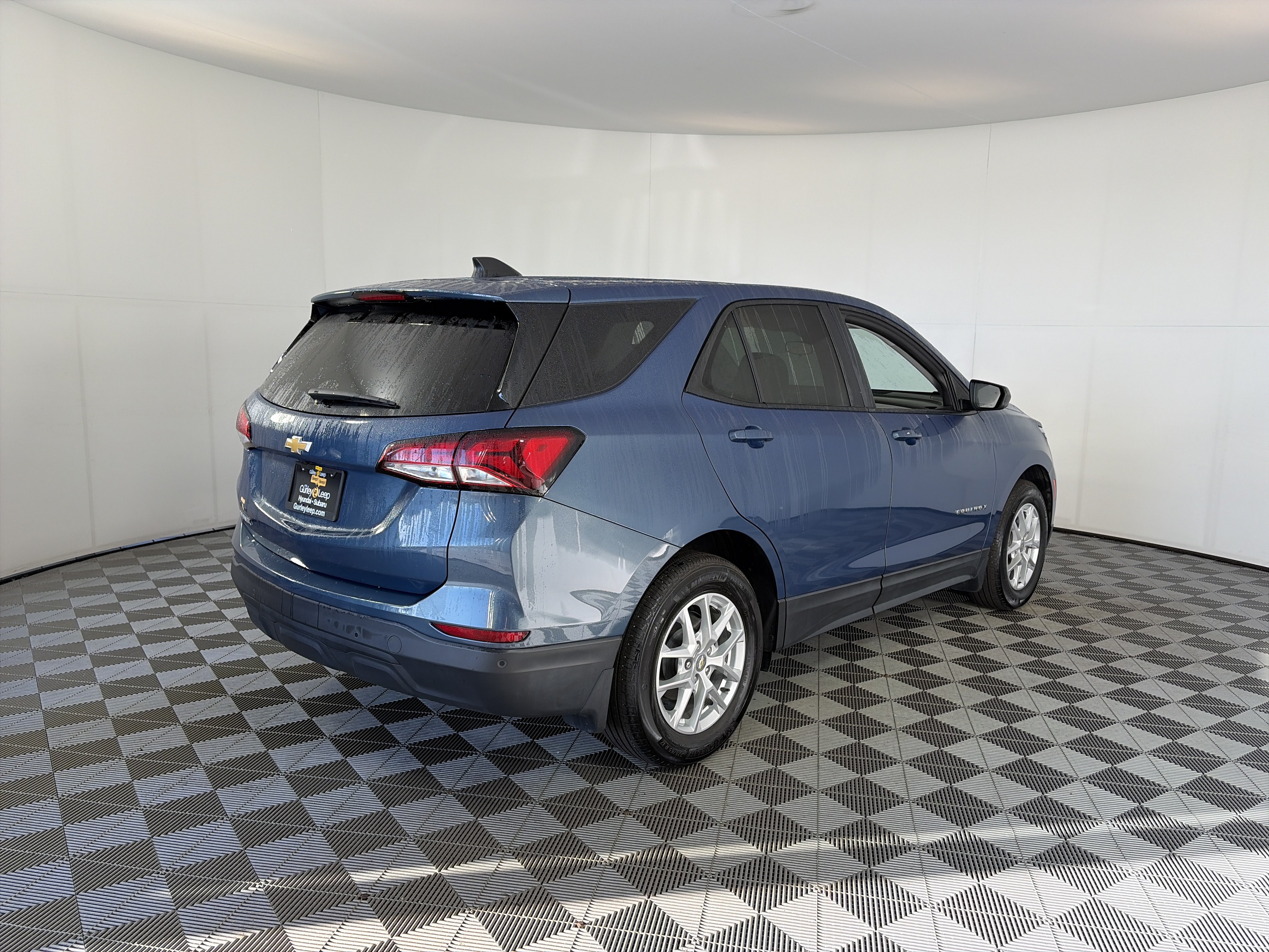 Used 2024 Chevrolet Equinox LS w/ LS Convenience Package FWD image 10
