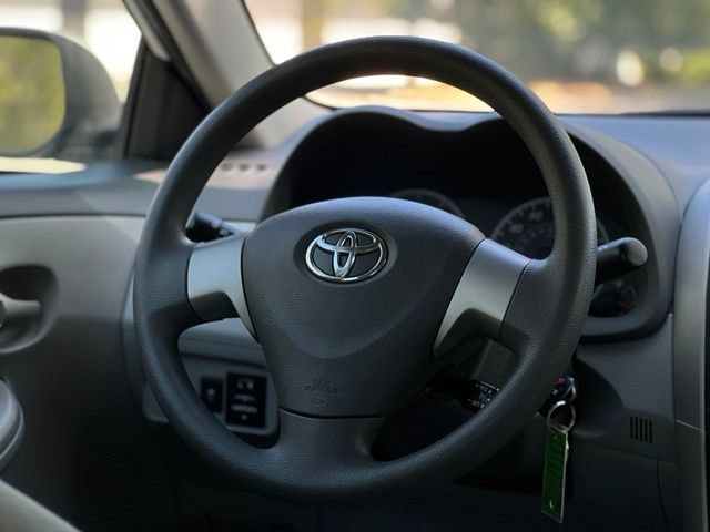 Used 2010 Toyota Corolla LE w/ All Weather Guard Pkg FWD image 28
