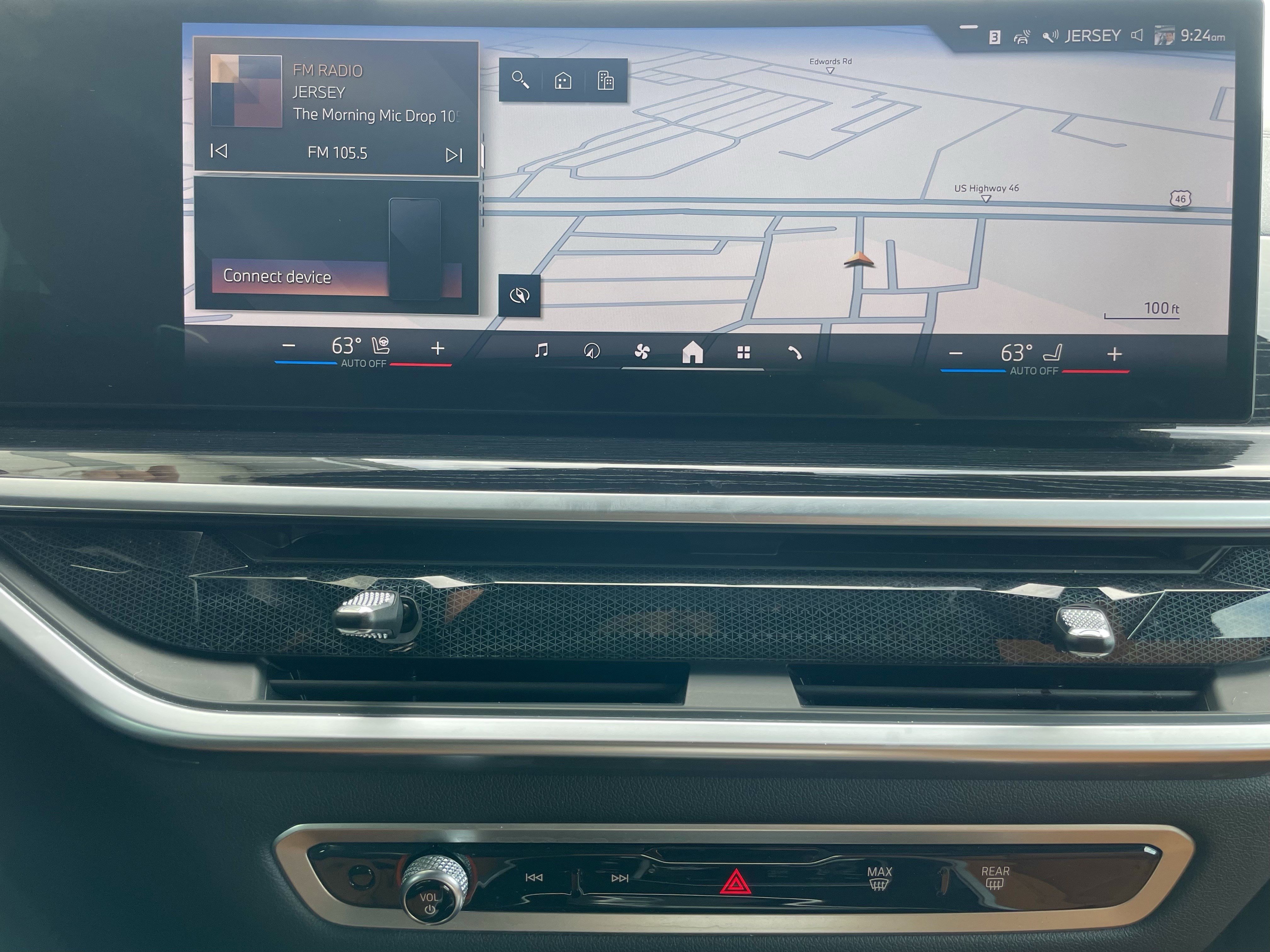 Used 2024 BMW X7 xDrive40i w/ Executive Package image 19