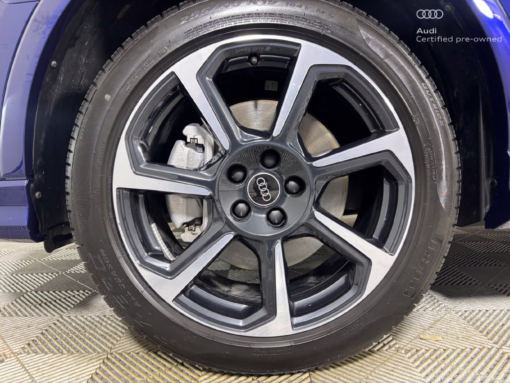 Certified 2025 Audi Q3 2.0T Premium Plus w/ Premium Plus Package AWD/4WD image 31