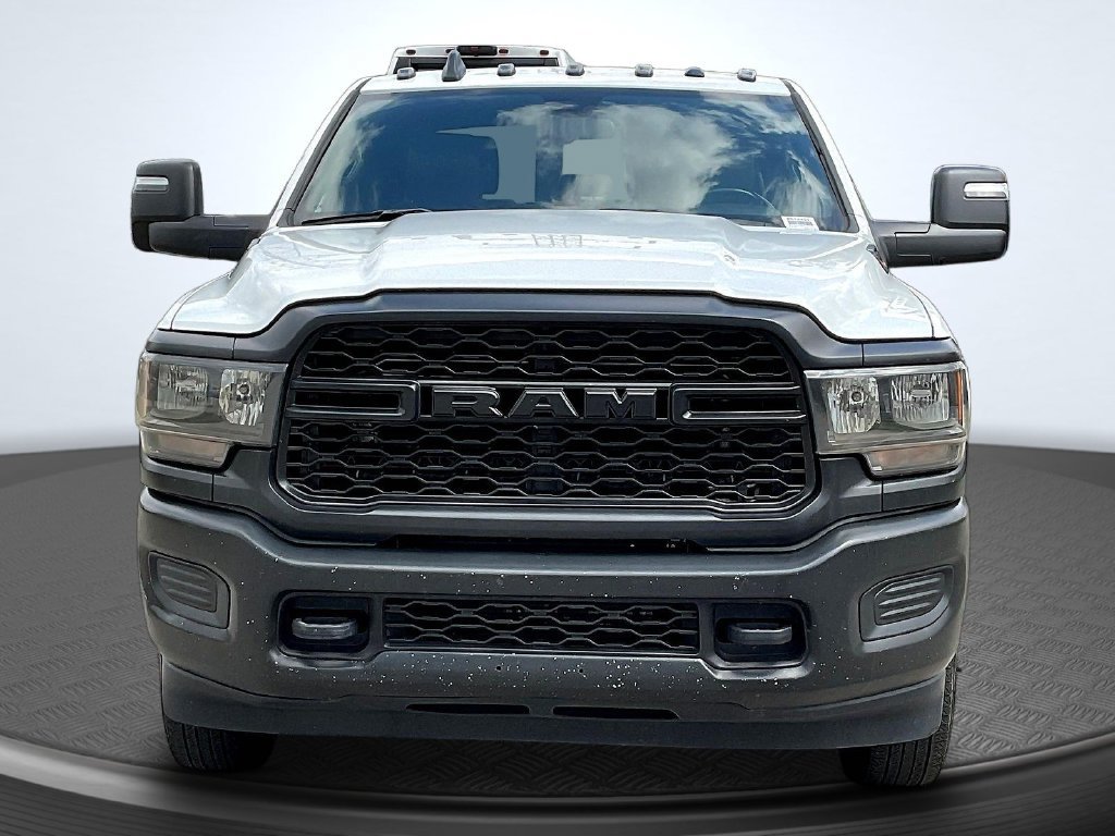 Used 2023 RAM 3500 Tradesman AWD/4WD image 2