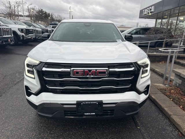New 2026 GMC Terrain Elevation w/ Technology Package II image 2