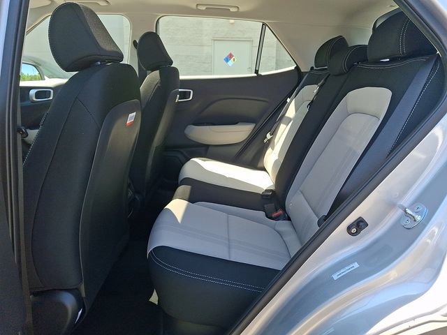 New 2026 Hyundai Venue SEL FWD image 10