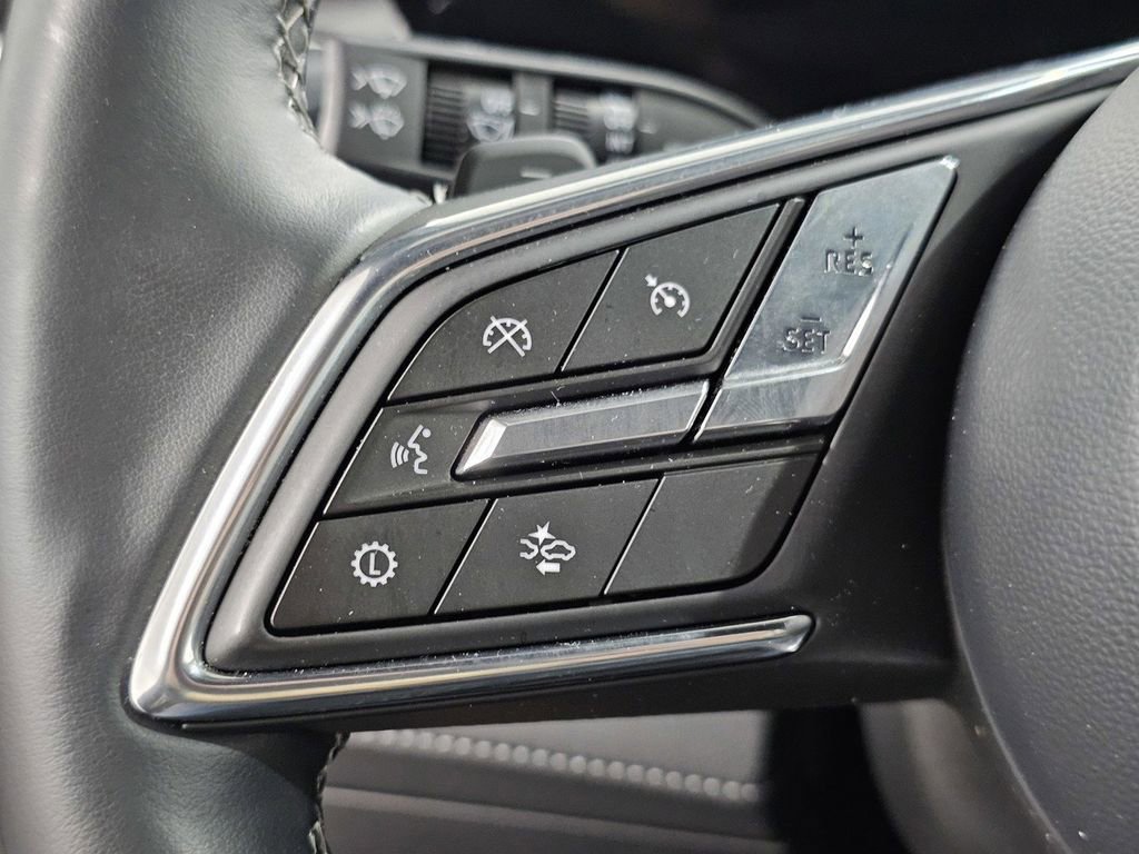 Used 2025 Buick Enclave Preferred image 30