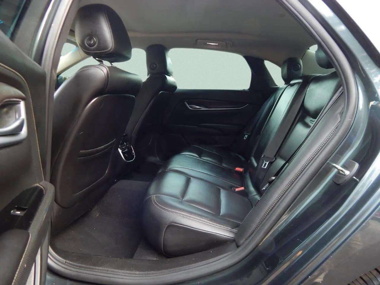 Used 2019 Cadillac XTS Luxury image 33