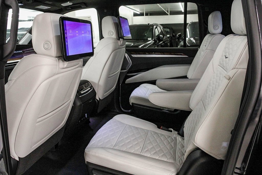 New 2026 Cadillac Escalade ESV Platinum Sport image 17