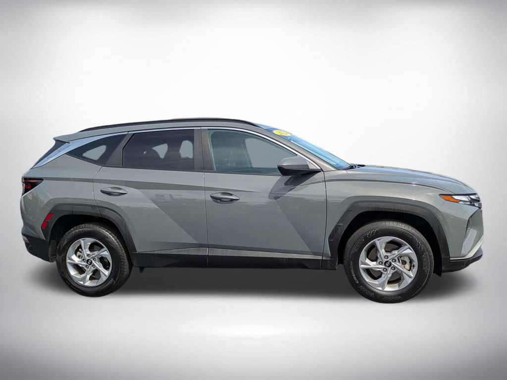 Used 2024 Hyundai Tucson SEL AWD/4WD image 3