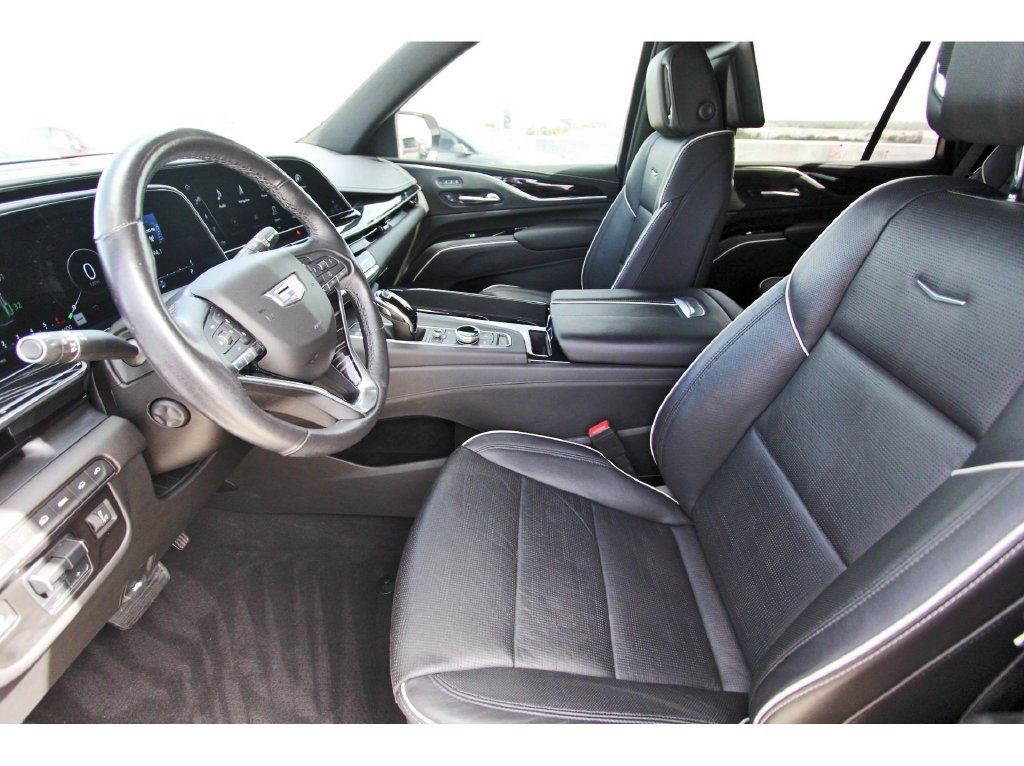 Used 2021 Cadillac Escalade Sport w/ Driver Assist Tech Package AWD/4WD image 6