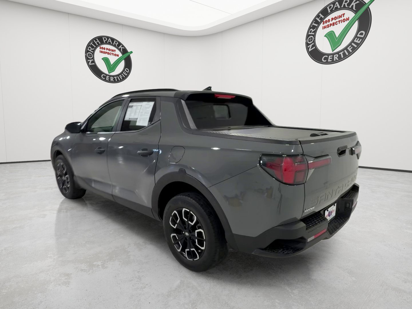 Used 2024 Hyundai Santa Cruz SEL w/ Activity Package AWD/4WD image 3