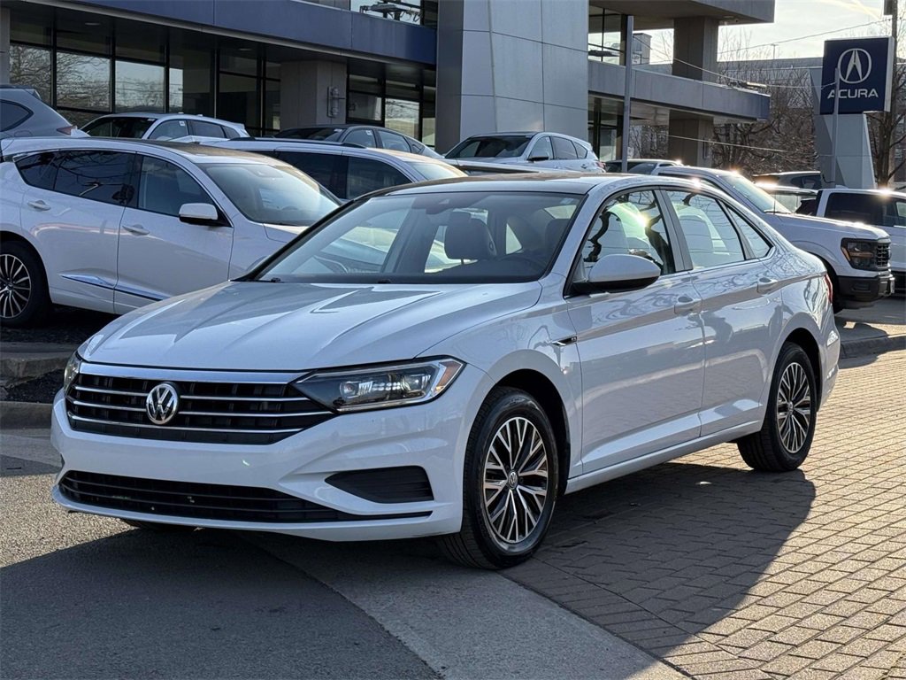 Used 2019 Volkswagen Jetta SEL image 3