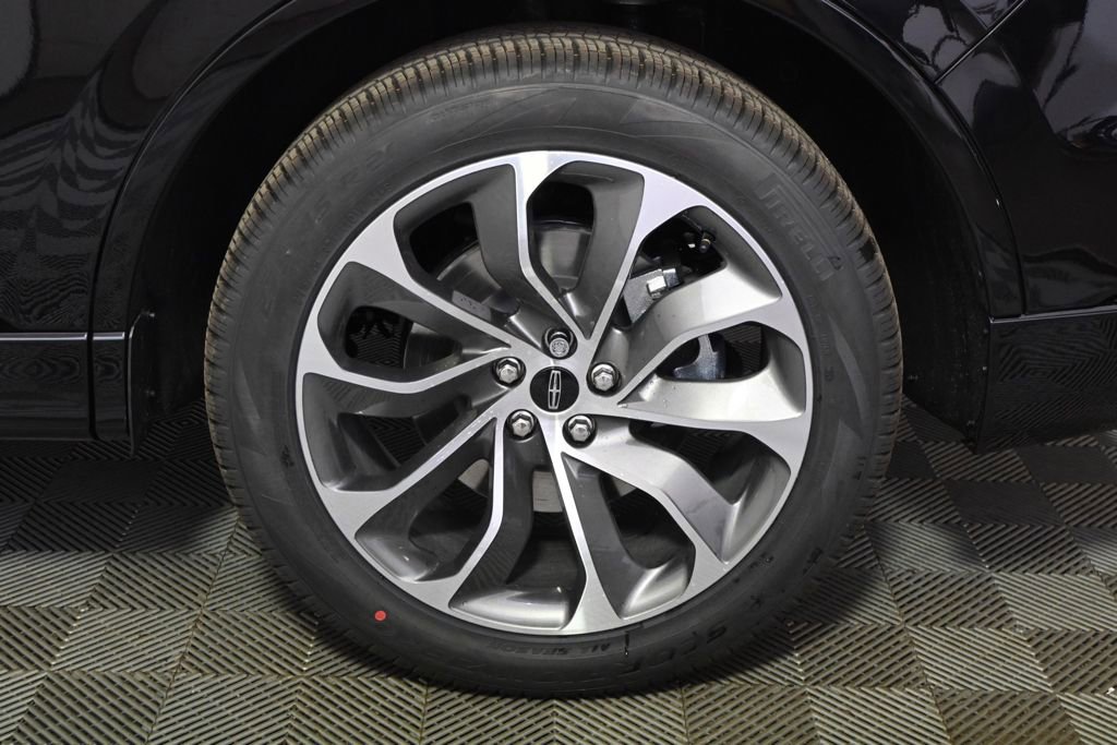 New 2026 Lincoln Aviator AWD image 21