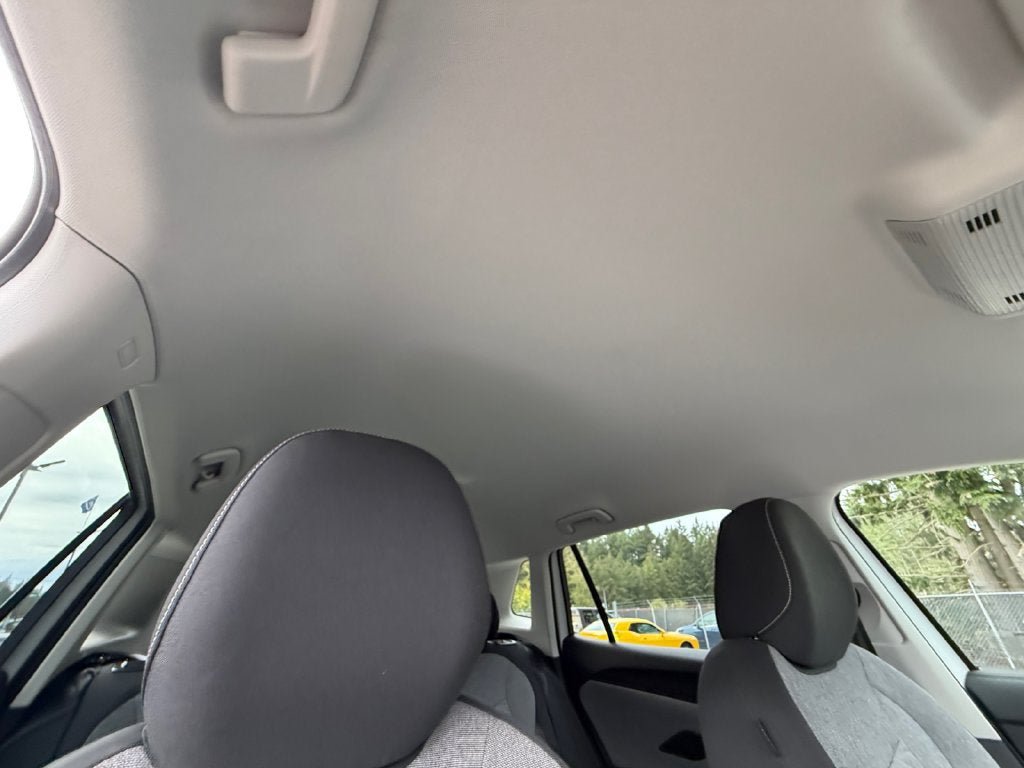 Used 2025 Volkswagen Tiguan S FWD image 27