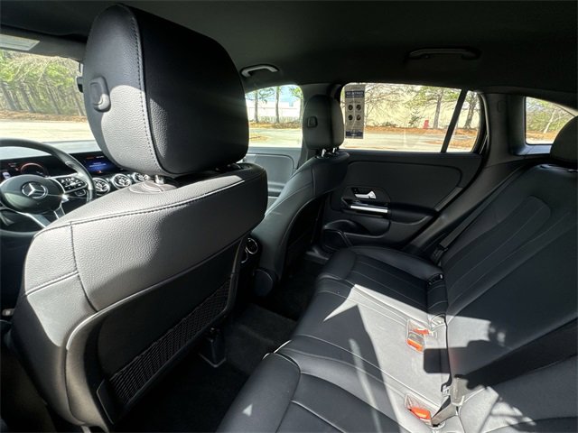 Used 2023 Mercedes-Benz GLA 250 GLA 250 image 24