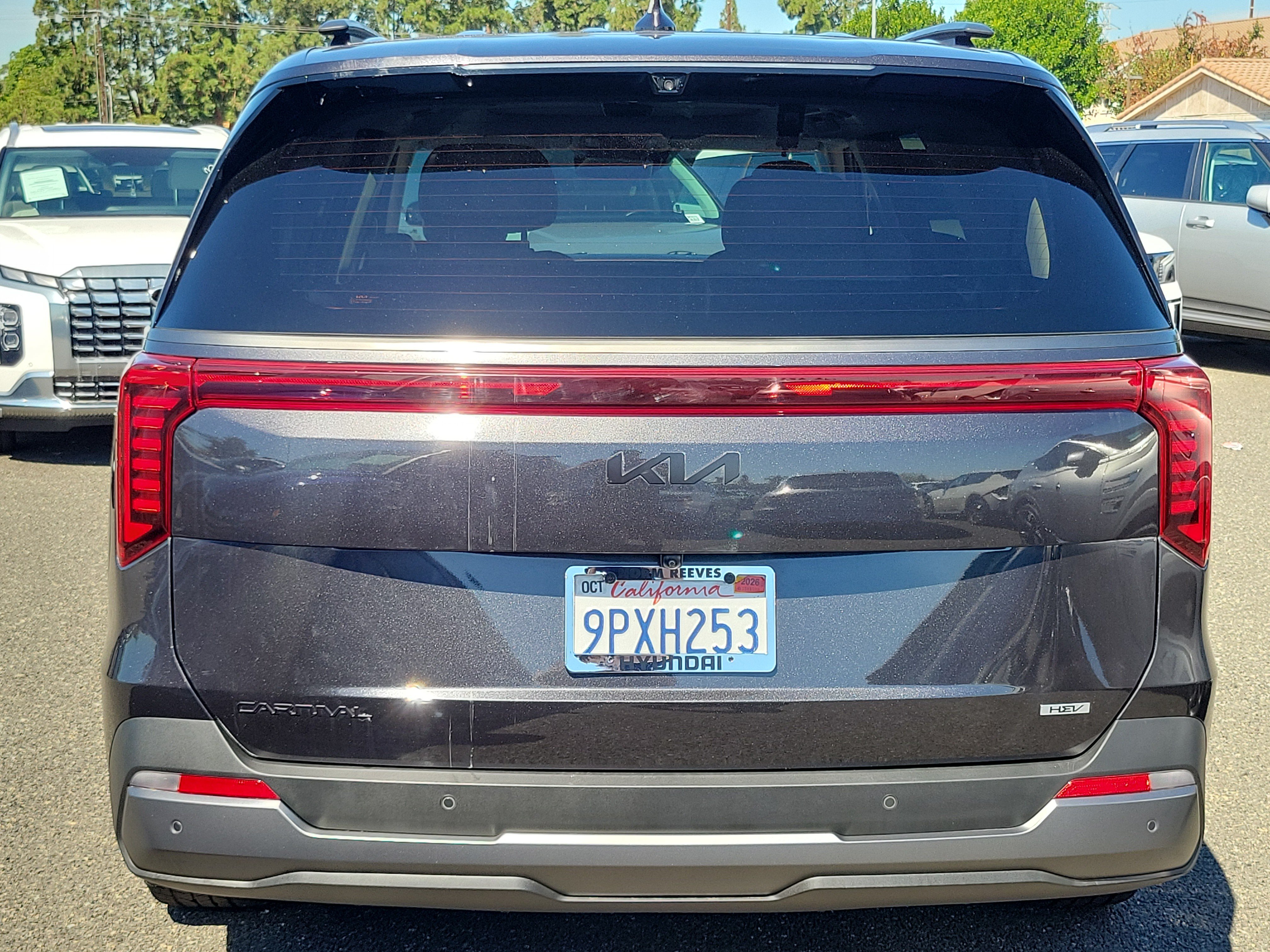Used 2025 Kia Carnival SX Prestige FWD image 5