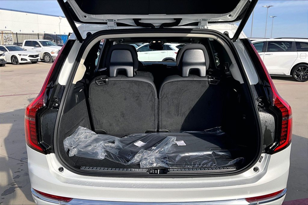 New 2026 Volvo XC90 B6 Core AWD/4WD image 38