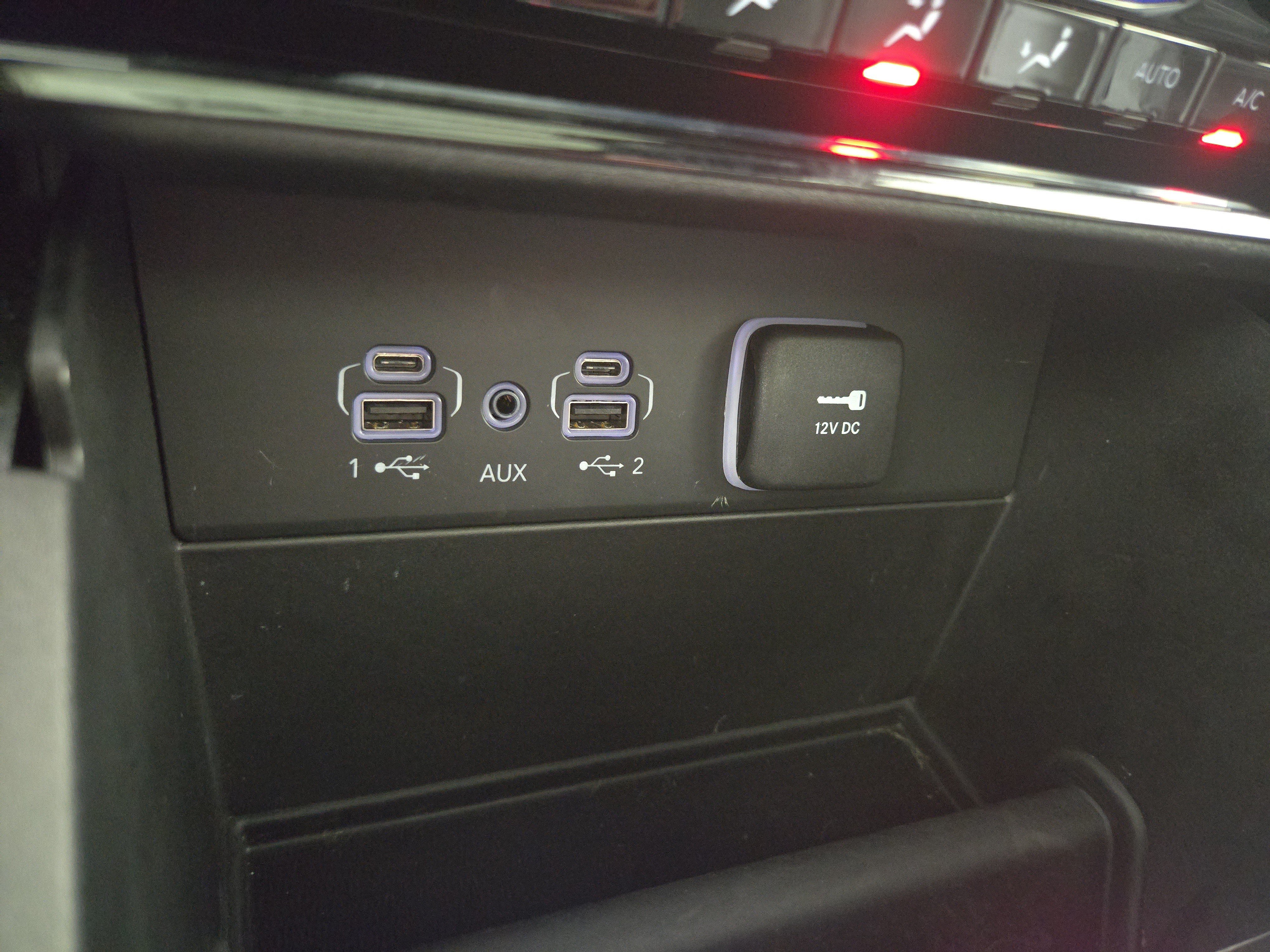 Used 2023 Jeep Grand Cherokee L Overland AWD/4WD image 30