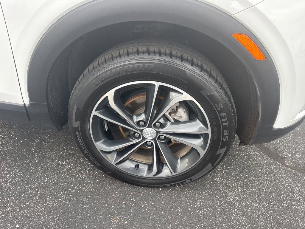 Used 2023 Buick Encore GX Select AWD/4WD image 19