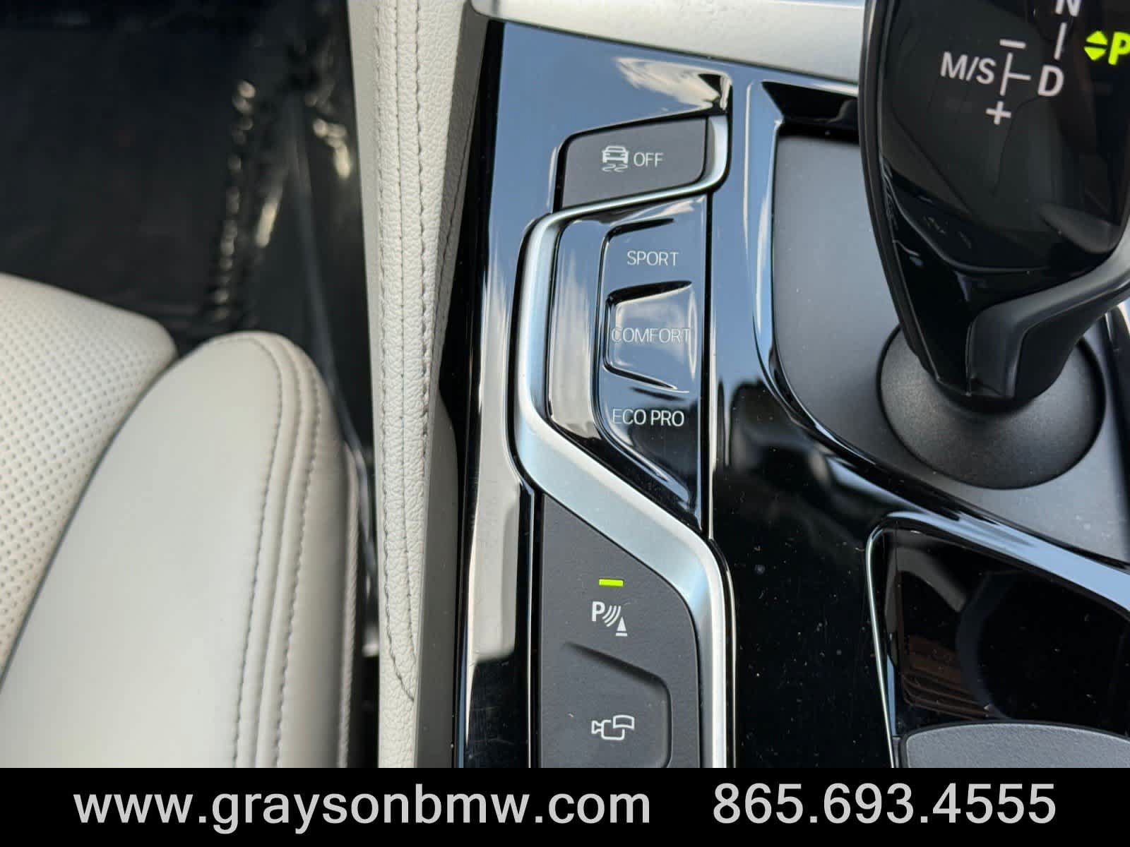 Used 2017 BMW 540i RWD image 26