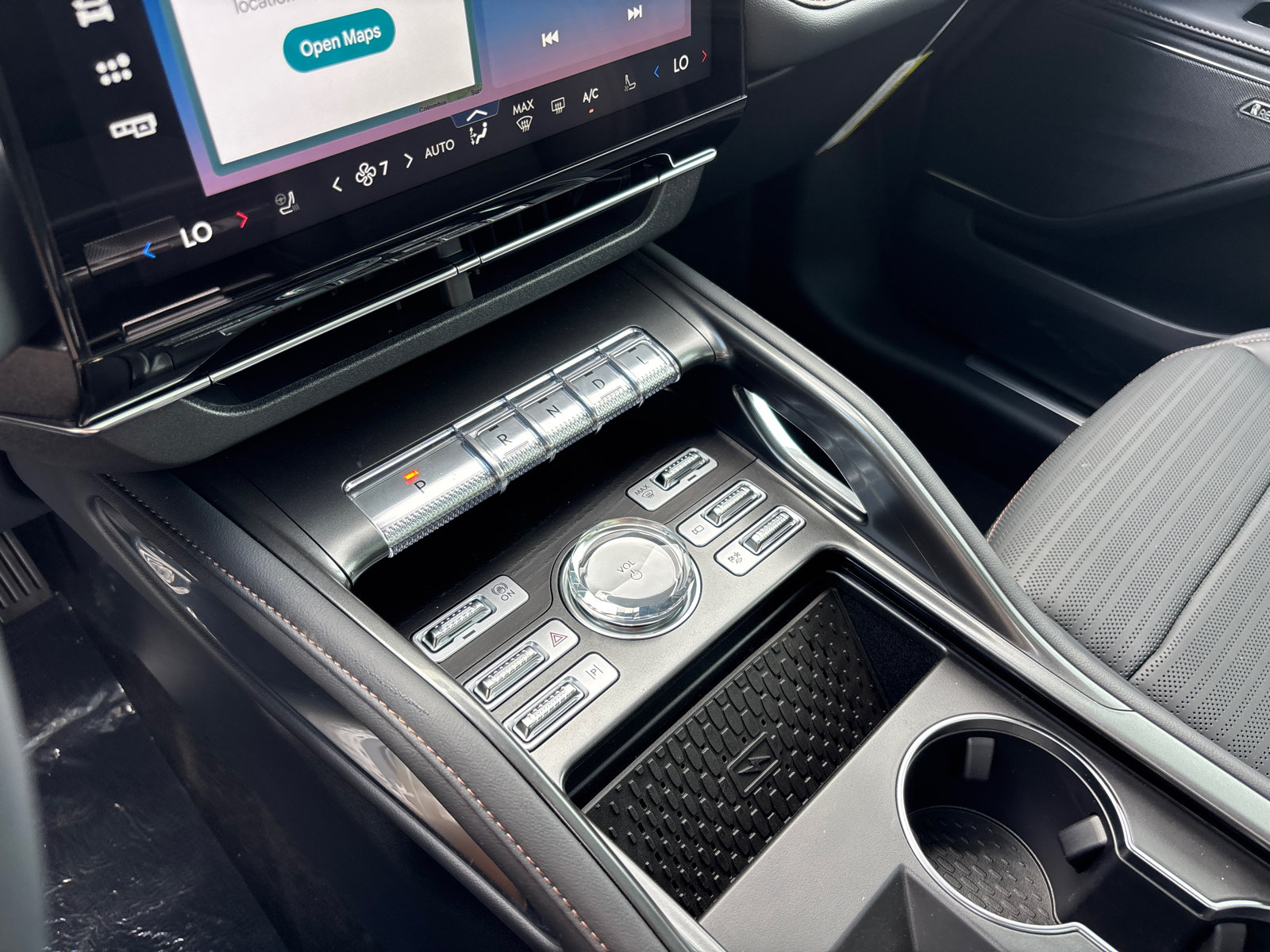 New 2026 Lincoln Nautilus Reserve w/ Jet Appearance Package AWD/4WD image 23