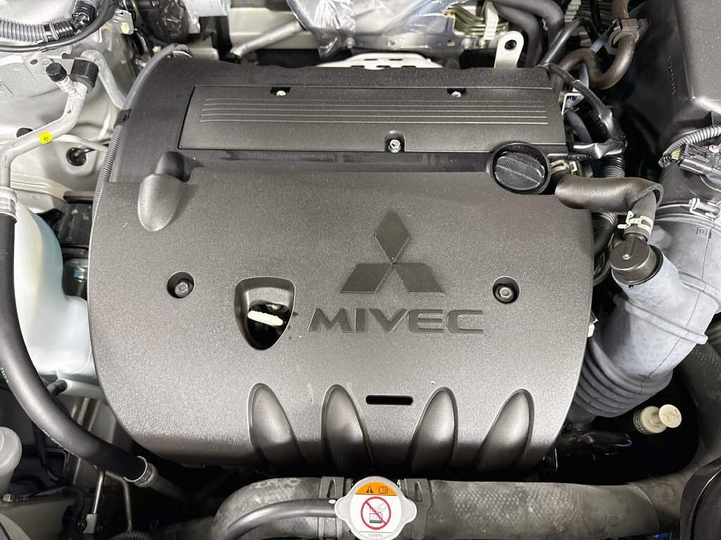 Used 2025 Mitsubishi Outlander Sport AWD image 37