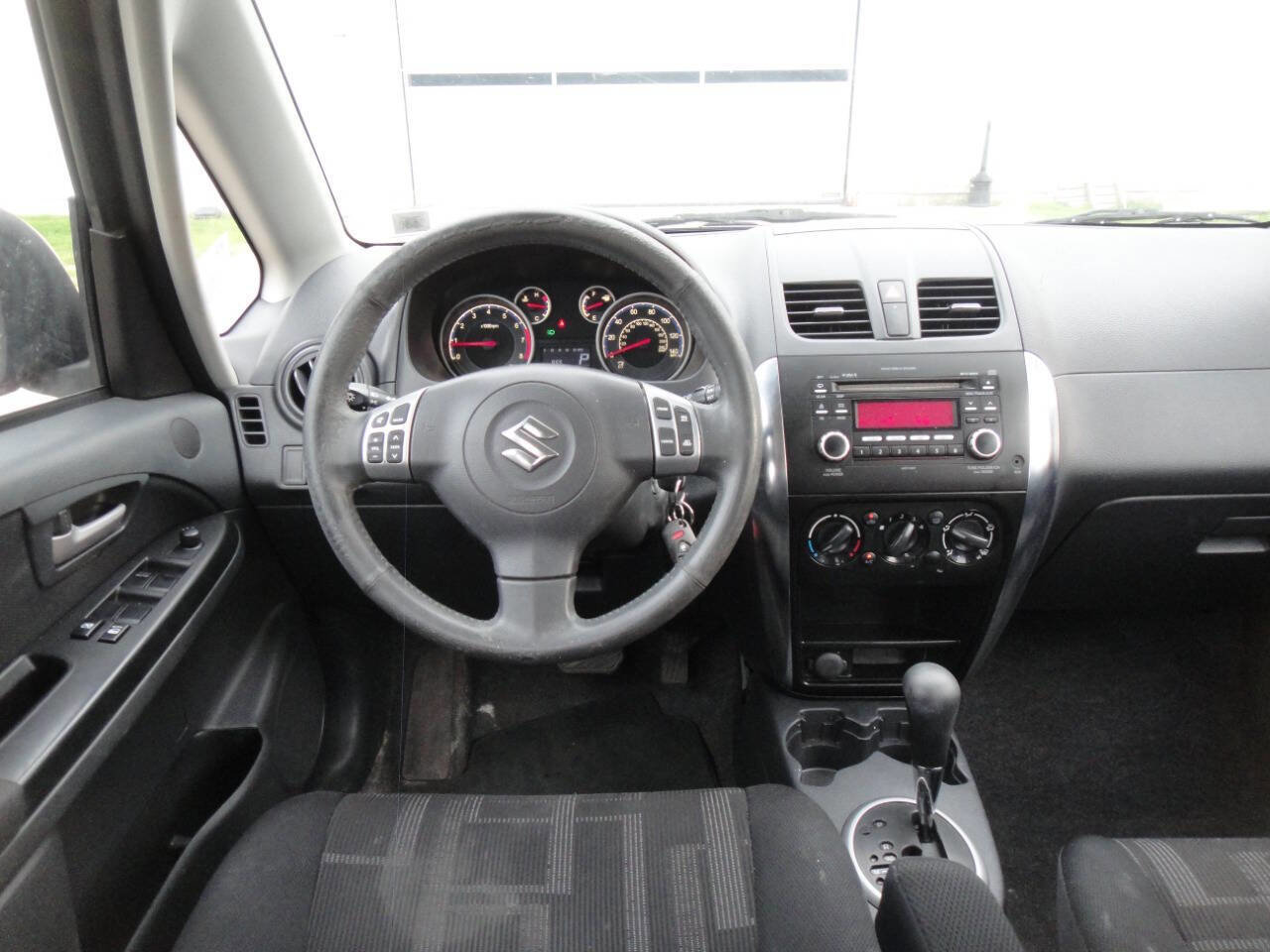 Used 2012 Suzuki SX4 AWD Hatchback image 13