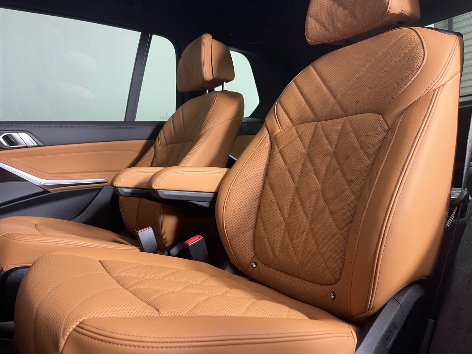 New 2027 BMW X7 xDrive40i w/ Executive Package AWD/4WD image 13