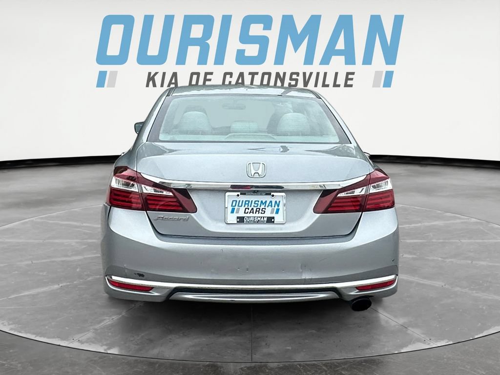 Used 2017 Honda Accord LX image 5