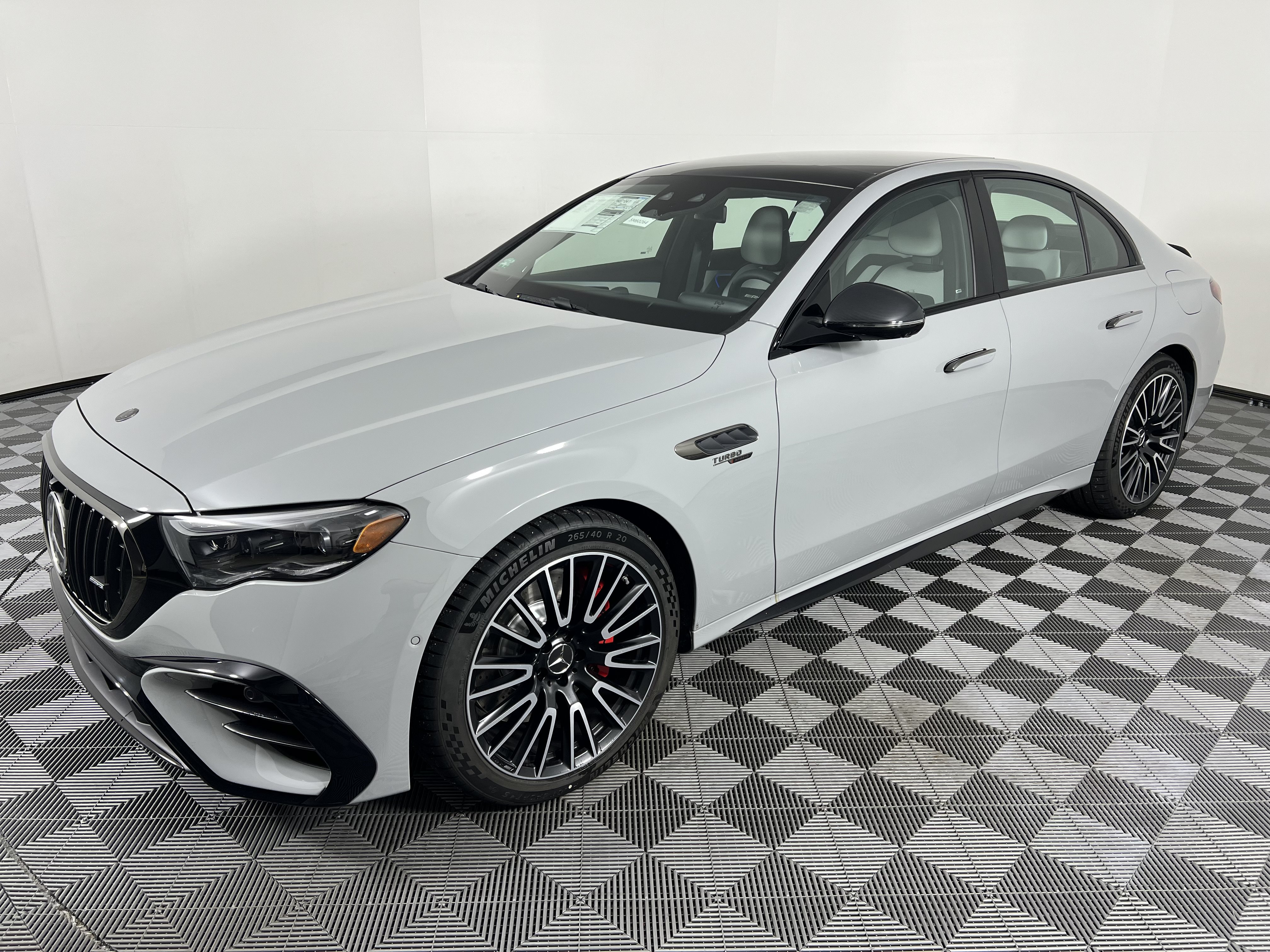 New 2026 Mercedes-Benz E 53 AMG e 4MATIC Sedan image 8