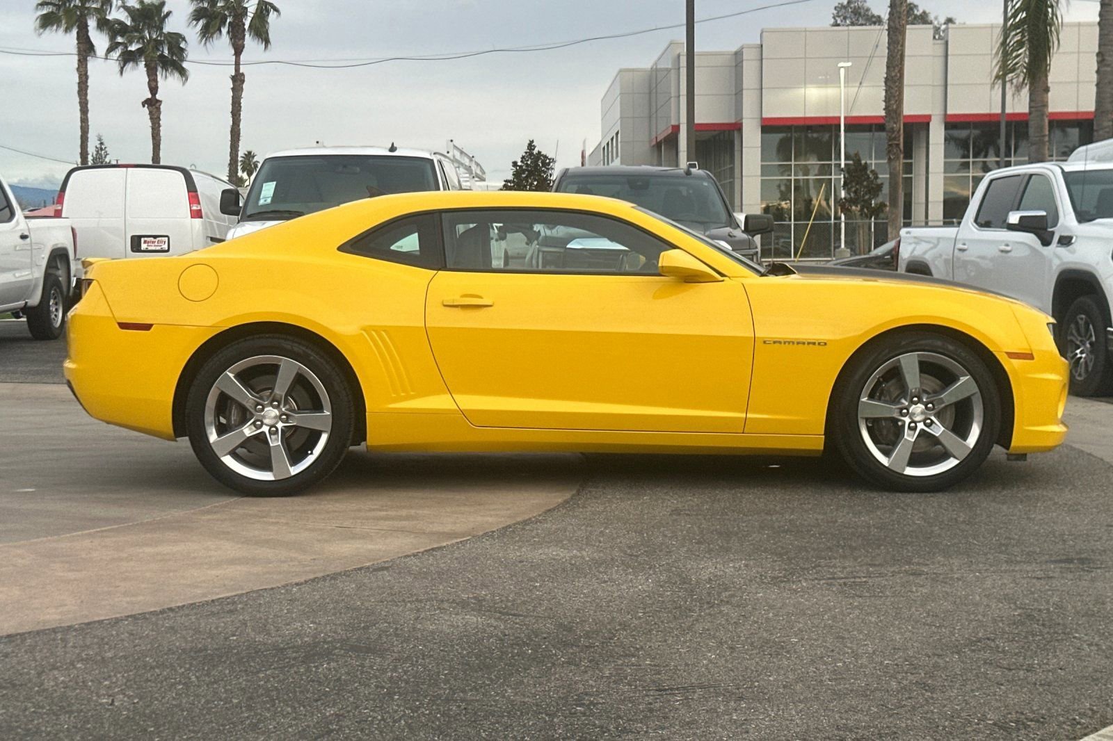 Used 2011 Chevrolet Camaro SS w/ RS Package image 3