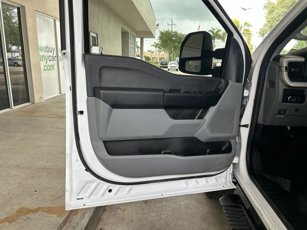 Used 2025 Ford F350 XL w/ XL Chrome Package AWD/4WD image 36