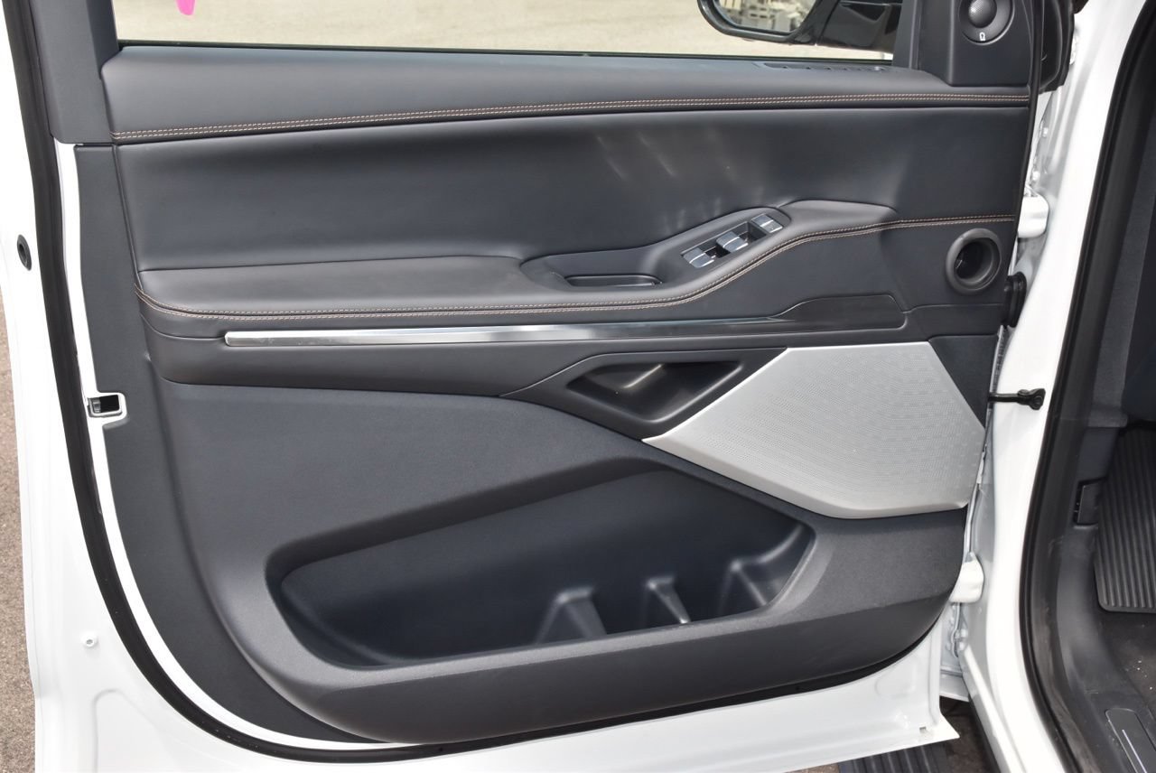 New 2027 Lincoln Navigator Black Label AWD/4WD image 42