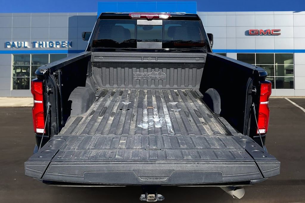 Used 2024 Chevrolet Silverado 2500 High Country w/ High Country Premium Package AWD/4WD image 7