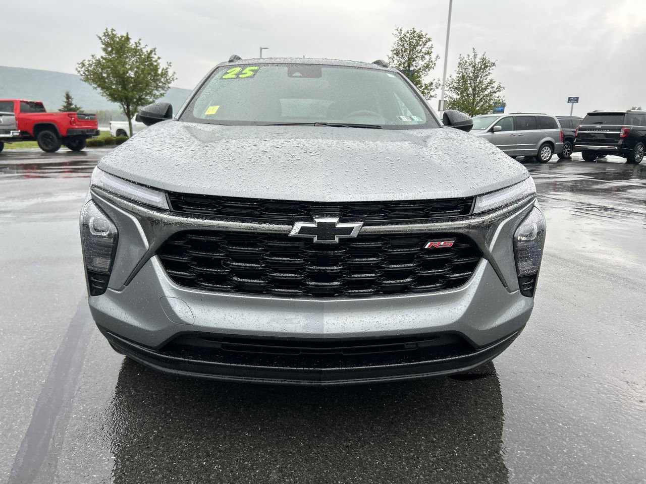 New 2025 Chevrolet Trax RS w/ Sunroof Package FWD image 12
