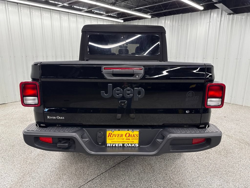 Used 2023 Jeep Gladiator Sport AWD/4WD image 5