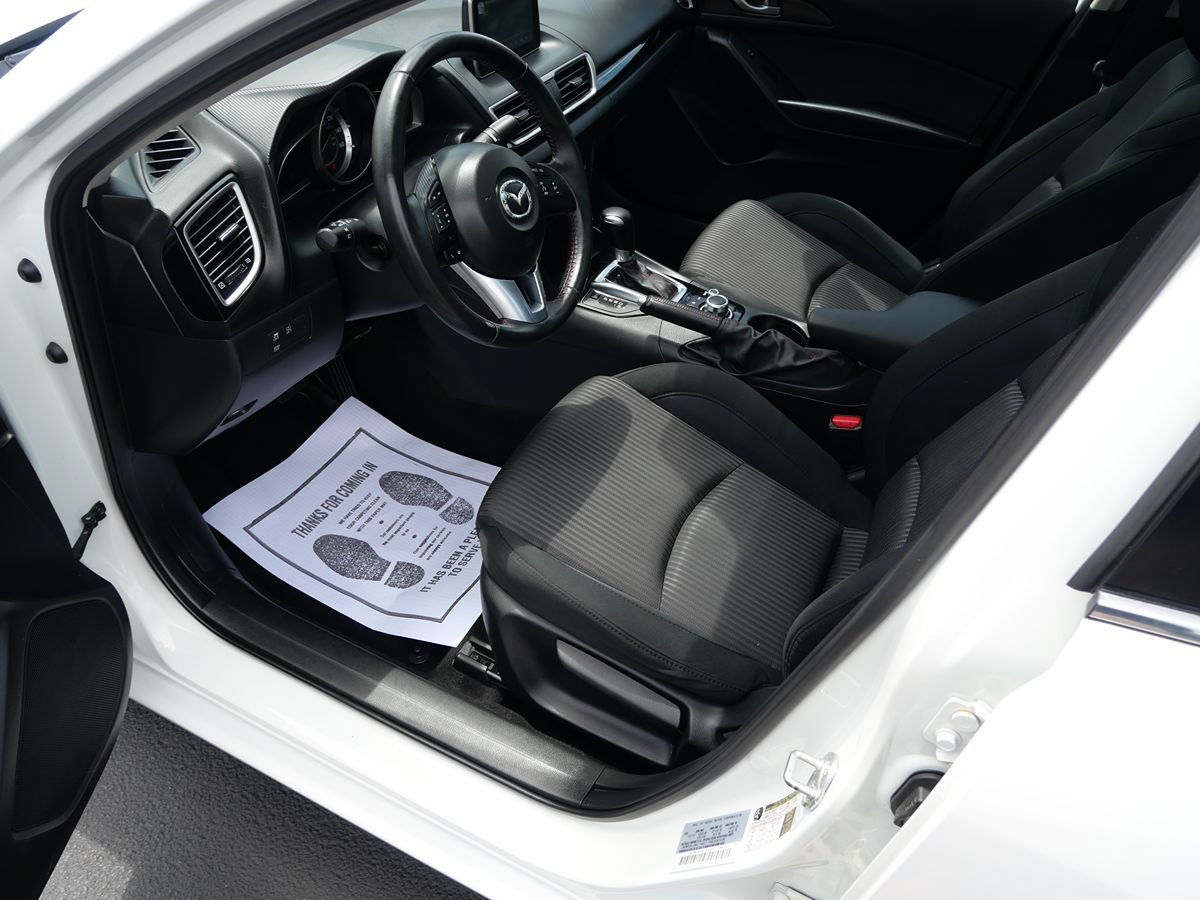 Used 2016 MAZDA MAZDA3 i Touring FWD image 9