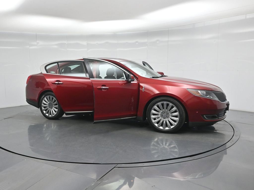 Used 2013 Lincoln MKS AWD image 33