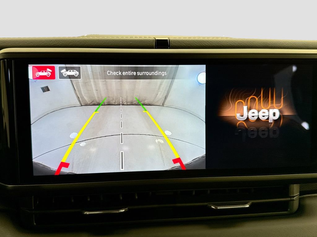 Used 2024 Jeep Wrangler Unlimited Rubicon image 15