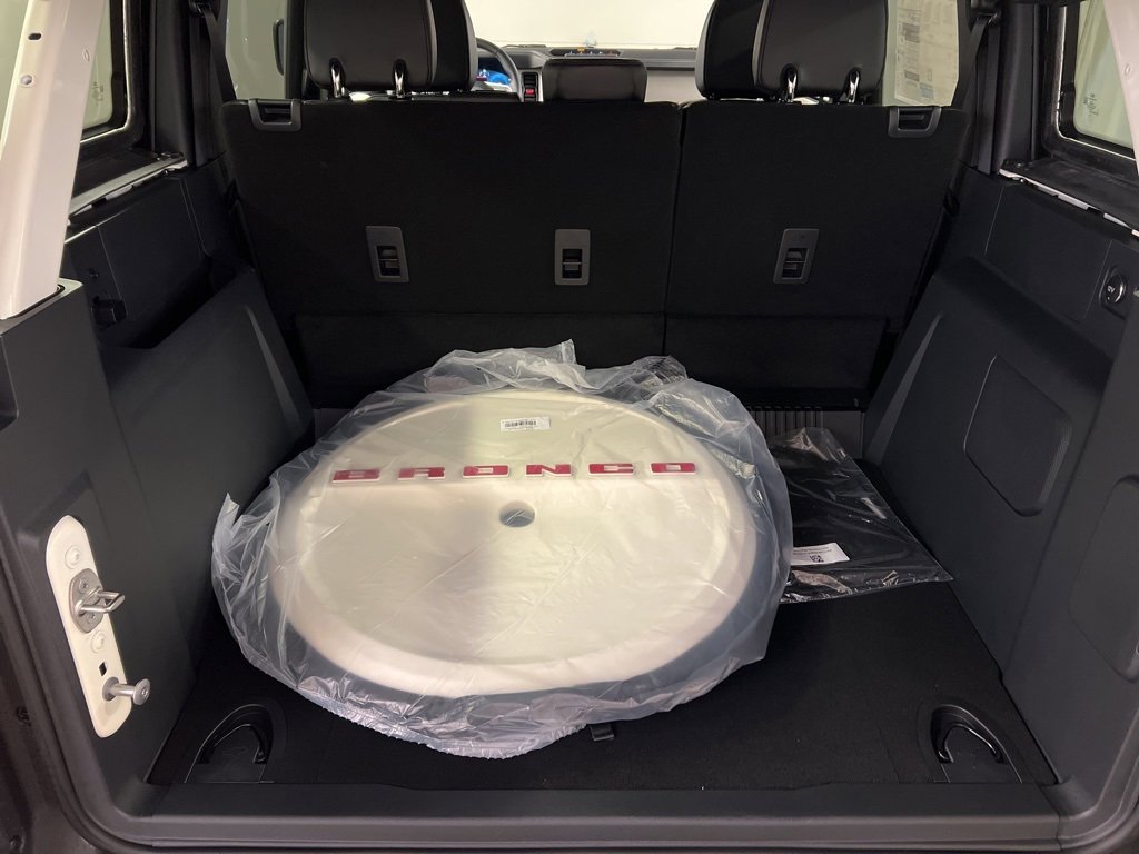 New 2026 Ford Bronco Outer Banks w/ Sasquatch Package image 35