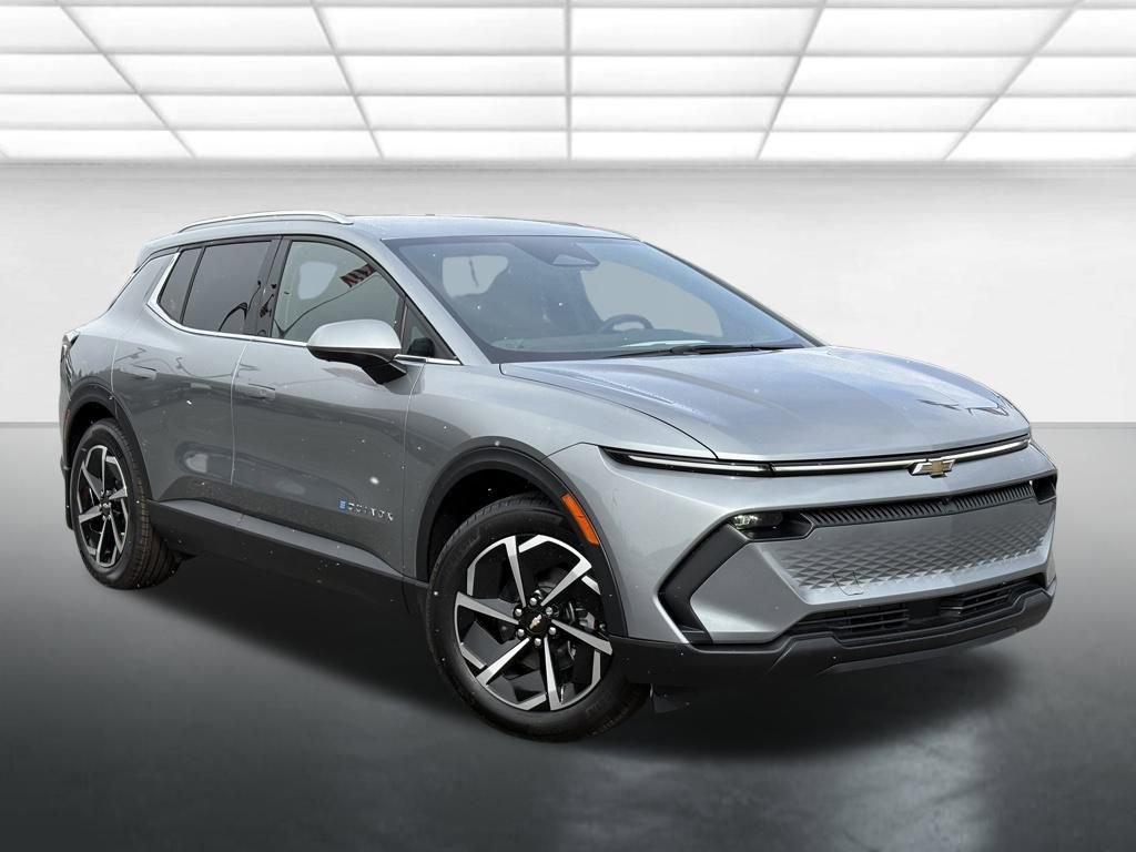 New 2026 Chevrolet Equinox EV LT image 16