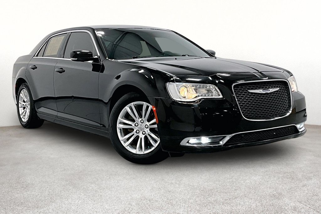 Used 2021 Chrysler 300 Touring L