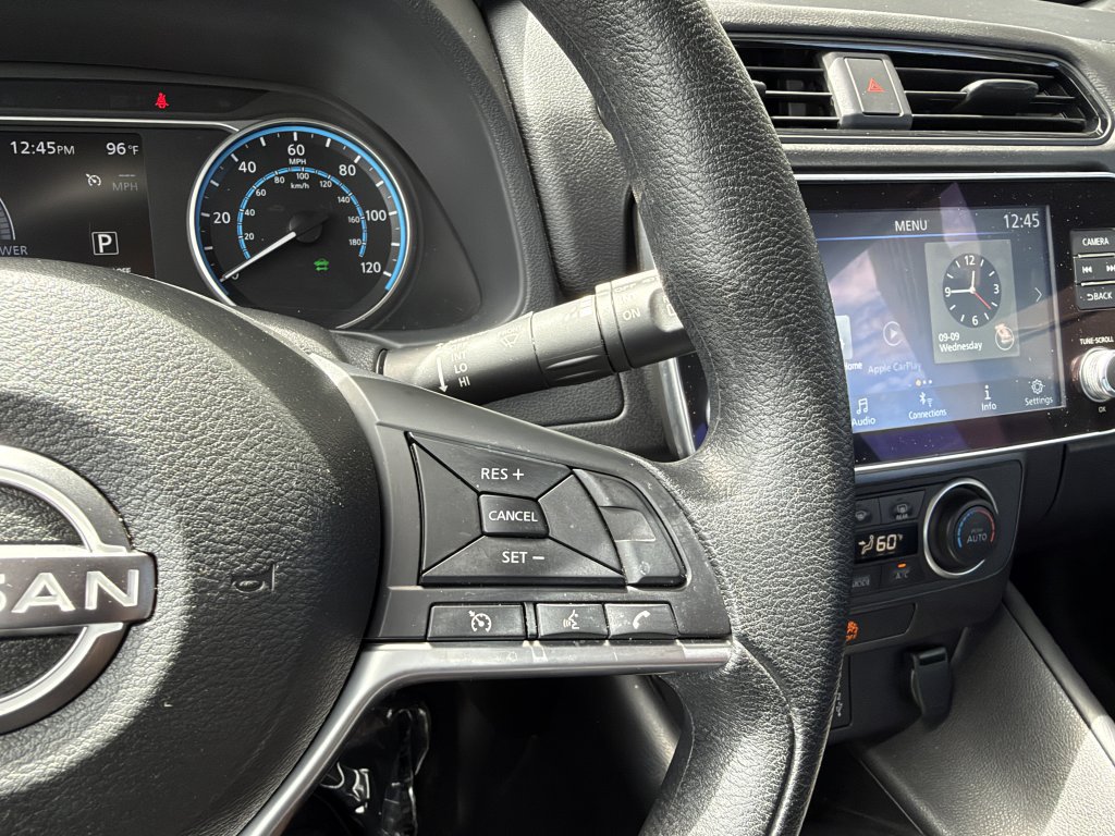Used 2025 Nissan Leaf S FWD image 27