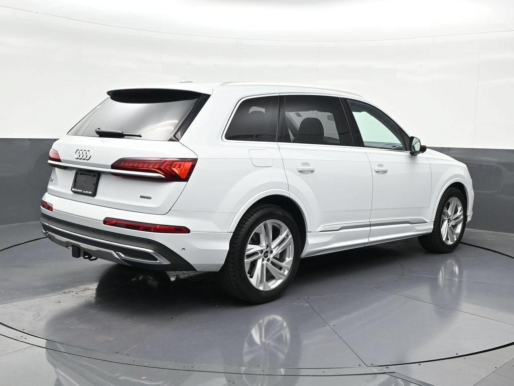 Used 2023 Audi Q7 3.0T Prestige AWD/4WD image 5