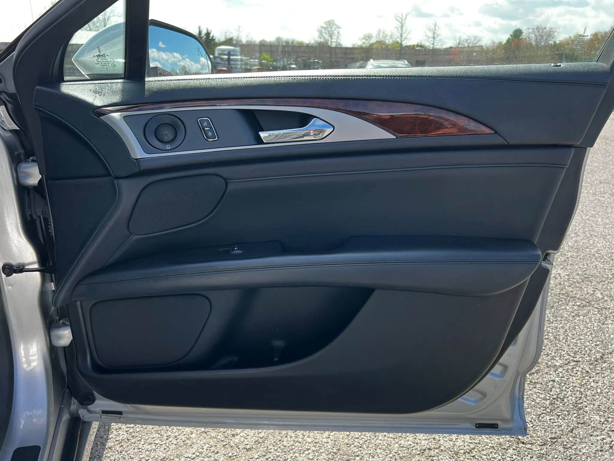 Used 2018 Lincoln MKZ Reserve w/ Climate Package image 24