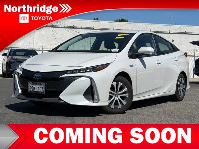Used 2022 Toyota Prius Prime LE FWD image 2