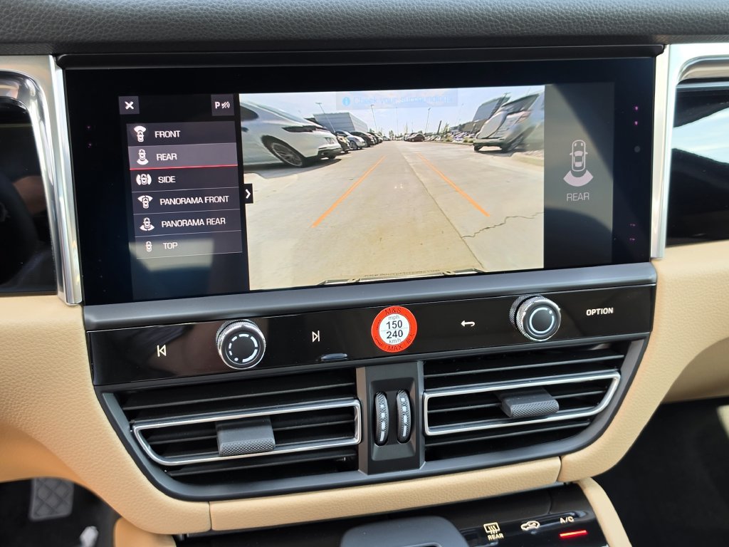 New 2026 Porsche Macan AWD/4WD image 22