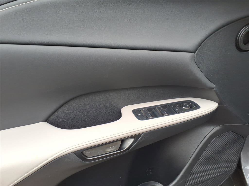 Used 2023 Lexus RX 350 Premium w/ Accessory Package image 9