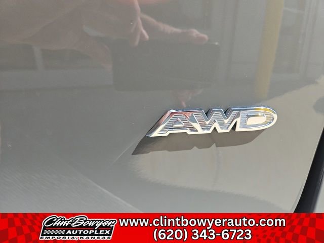 New 2025 Chrysler Pacifica Select image 9